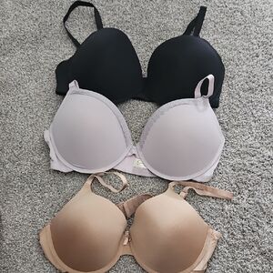3- 42C Bras Like New!